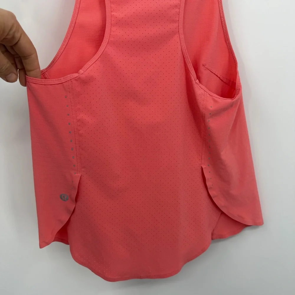 Lululemon coral‎ tank top sz XS  Missing this size tag